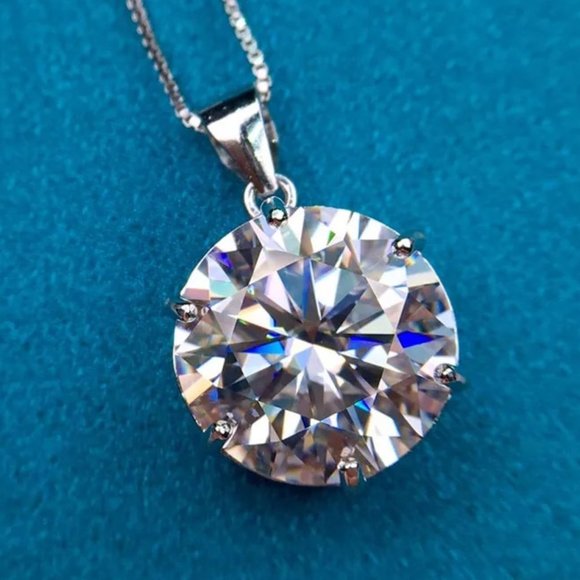 Jewelry - Certified 10ct. t.w. Moissanite Diamond Solitaire Pendant Necklace NEW